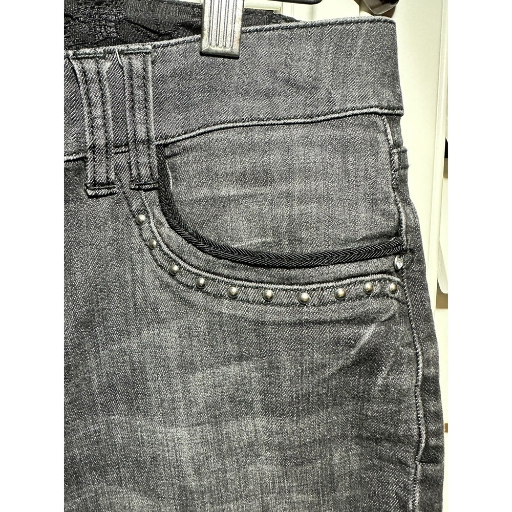 White House Black Market Black Washed Embellished Embroidered Jeans Bootcut 6R - Picture 3 of 13